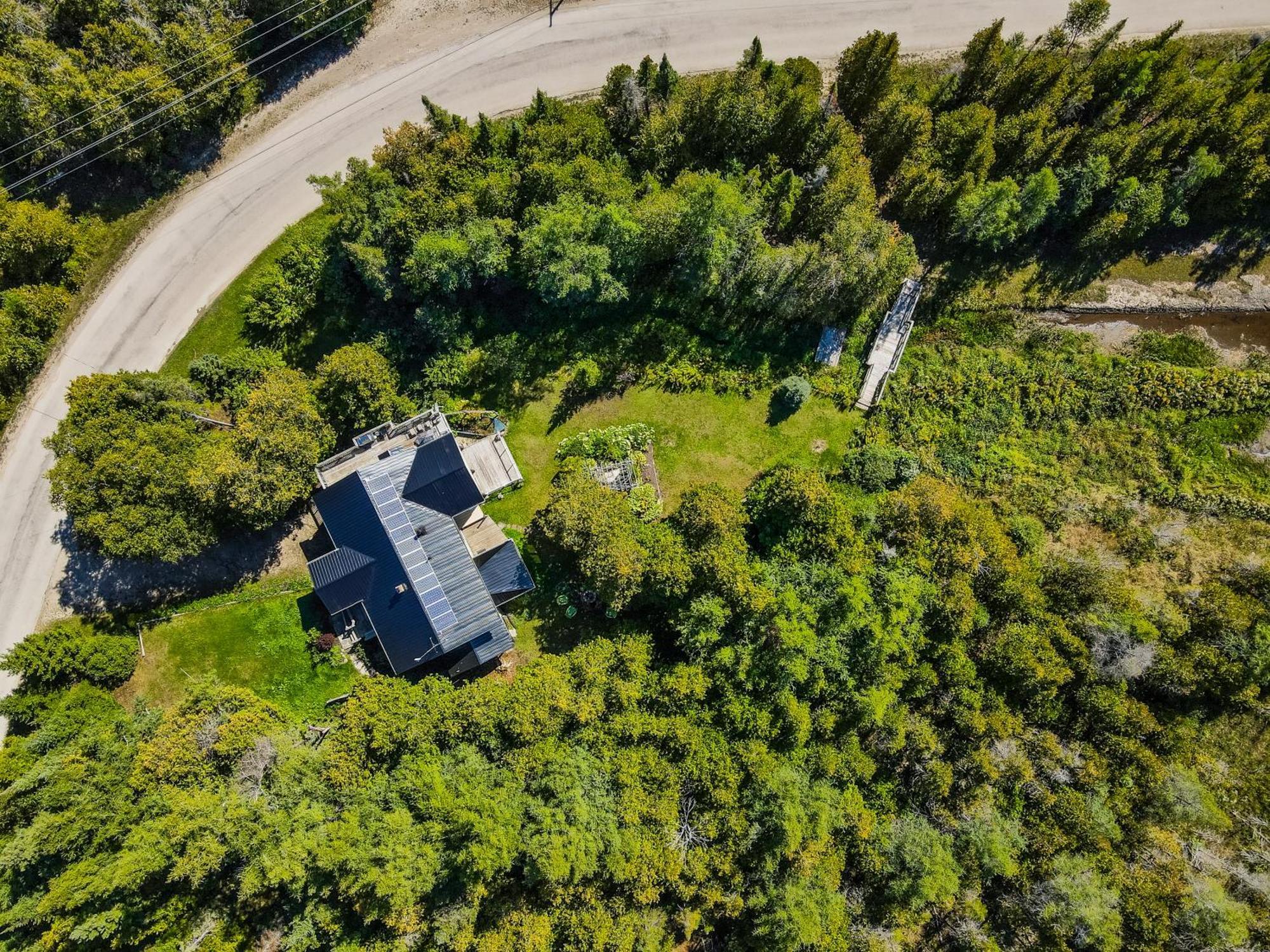 Kayak Cove - Tobermory Villa ภายนอก รูปภาพ